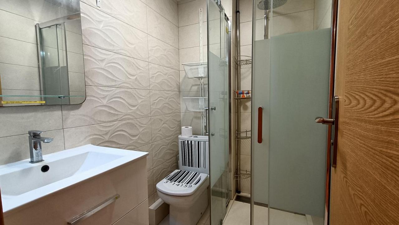 Ferienwohnung Apartamento Antonio De Alacant Aaa Alicante Exterior foto